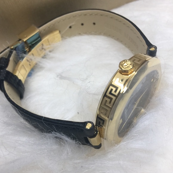 🔥VERSACE Watch - Picture 8 of 17